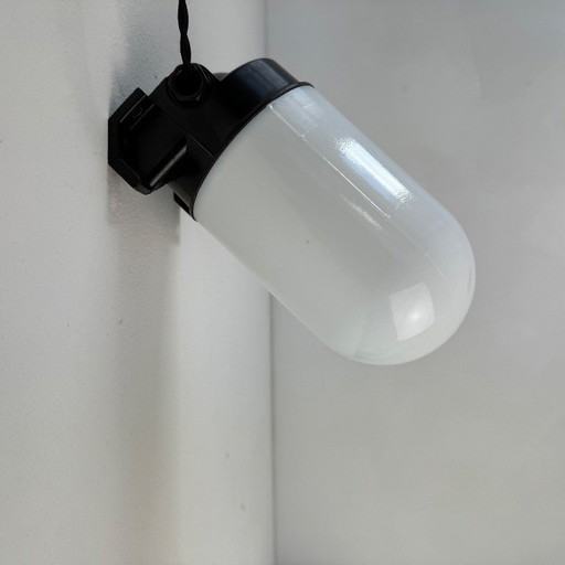 ANTIQUE VINTAGE OPALINE "BLOC" SCONCE