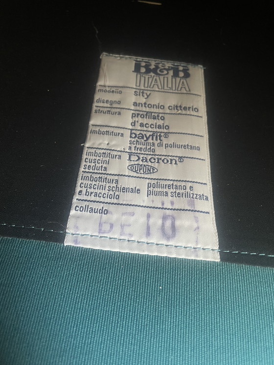 Image 1 of Divano B&B Italia Sity - da ristrutturare