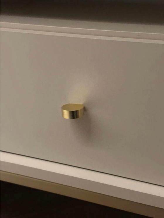 Image 1 of Nachtkastjes in beige, onderstel in goudkleur