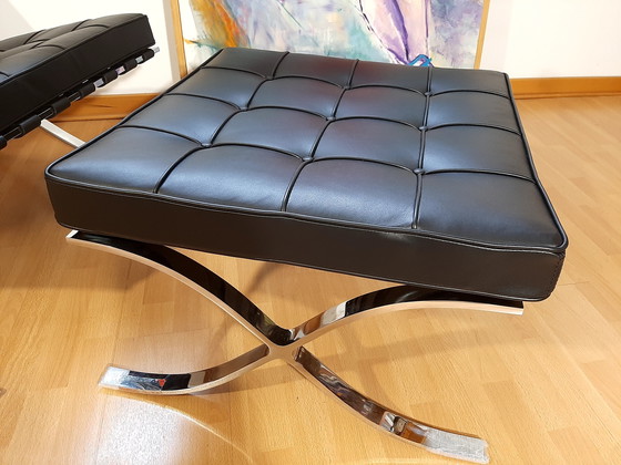 Image 1 of Knoll Set Barcelona New-Never Used Black Leather Design by Ludwig Mies Van Der Rohe and Lilly Reich (1929)