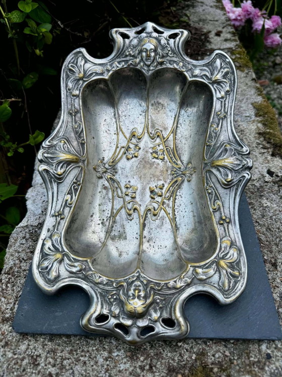 Silvered plateau Art Nouveau Jugendstil 19th century – Table accessories, Metal (photo 4 of 5)