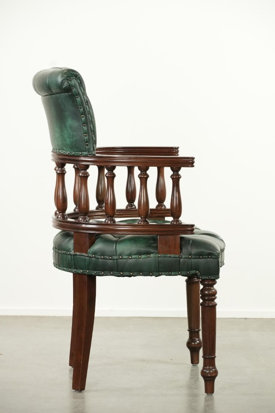 Image 1 of Silla de escritorio/silla auxiliar Chesterfield de piel de vaca con estampado de llamas verdes, estilo inglés.