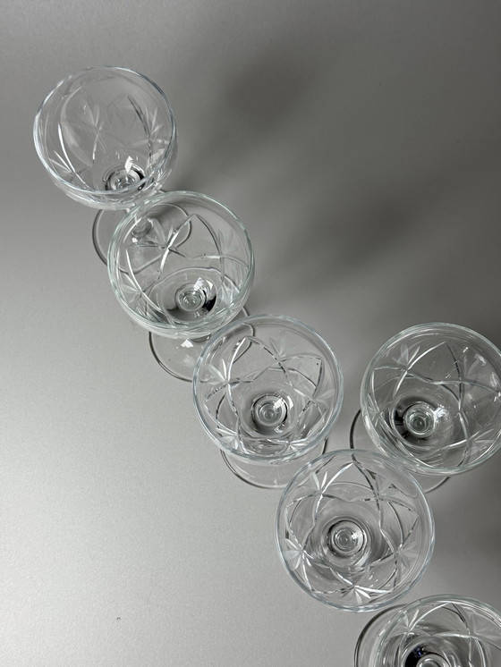Image 1 of Holmegaards Glasværk - 1920s - Set of 8 Hand-Engraved Crystal Port, Dessert Wine & Sherry Glasses — Model Ulla