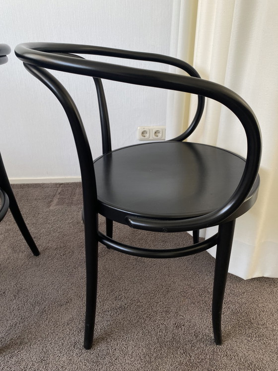 Image 1 of 4 Thonet 209 chairs