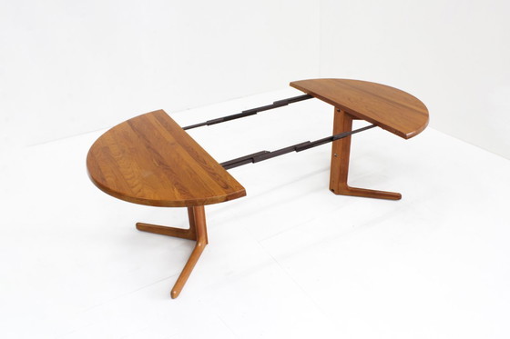 Image 1 of Table de salle à manger ronde extensible vintage danoise en bois de teck, années 1960