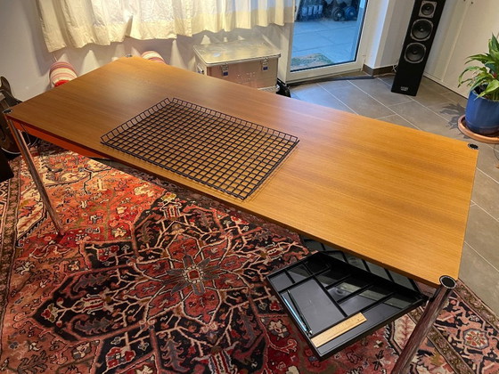 Image 1 of Scrivania USM in noce