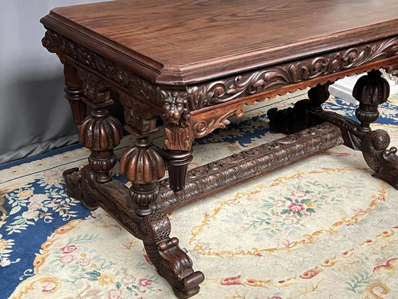 Table ancienne en chêne sculpté de style gothique flamand. – Consoles (photo 4 of 6)