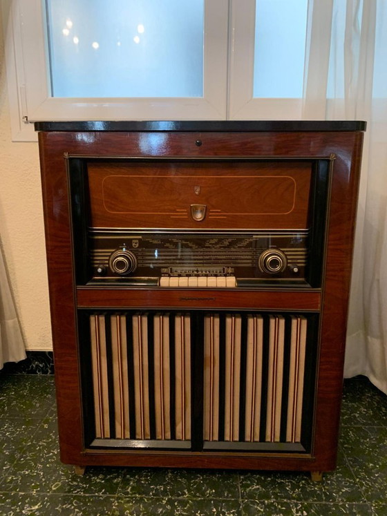 Philips F7E74-A radio giradischi del 1957 – Oggetti decorativi, Legno (photo 2 of 10)