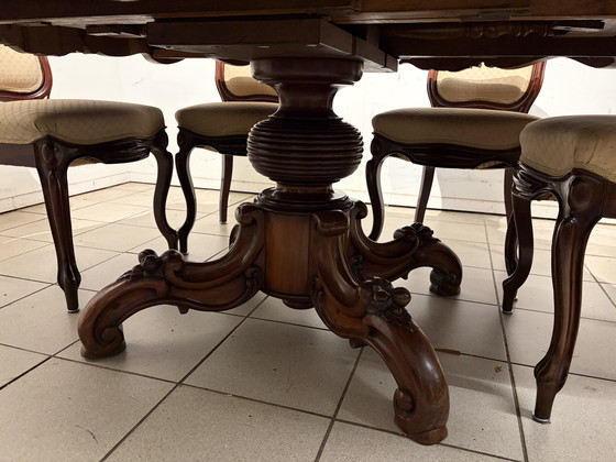 Image 1 of Antiker Collisen-Tisch mit einer massiven Mahagoni-Zwischenplatte und 6 Mahagoni-Stühlen