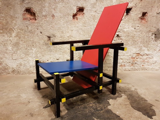 Image 1 of Silla estilo Gerrit Rietveld