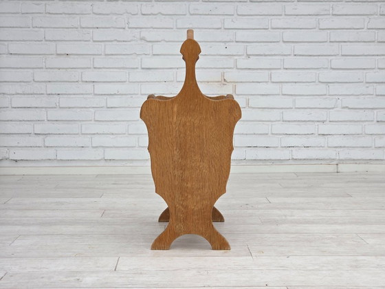 Image 1 of Anni '70, portagiornali danese, legno massiccio di quercia, rete per mobili.