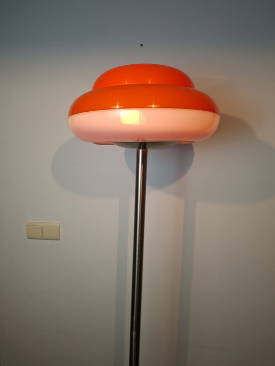 Image 1 of Rara lampada da terra vintage in stile spaziale