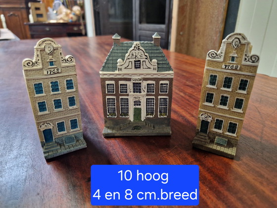 Image 1 of Beautiful solid stone houses Christmas