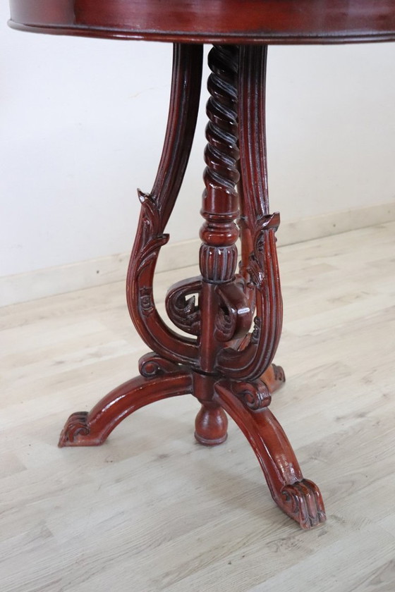 Image 1 of Tavolino in legno di faggio con piano in marmo, Italia XX secolo