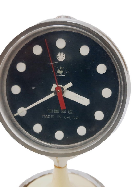 Image 1 of Reloj despertador mecánico chino antiguo