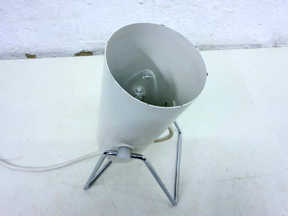 2 minimalistische cilindrische tafellampen in Space Age-stijl uit de jaren 60 en 70. – Metal (photo 9 of 12)