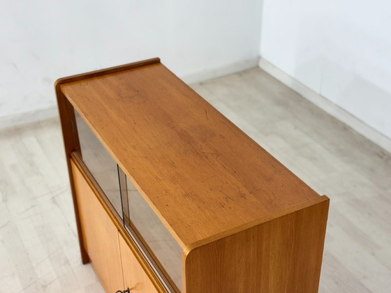 Image 1 of Commode/petite vitrine style années 60 – Bois d'orme