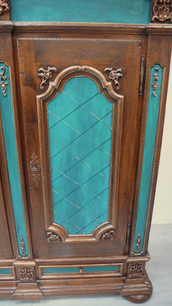 Image 1 of Armoire, meuble de salon, style historicisme XVIIe siècle, chêne massif + turquoise, belle facture