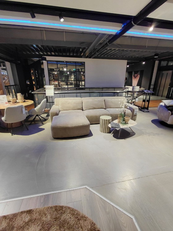 Image 1 of Canapé Kai, Henders & Hazel