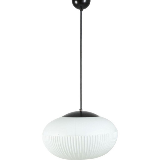 Vintage opaal glazen hanglamp van Napako, Tsjecho-Slowakije 1960