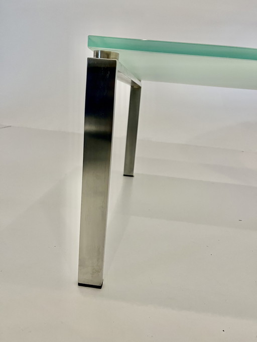 Glass table (high quality)