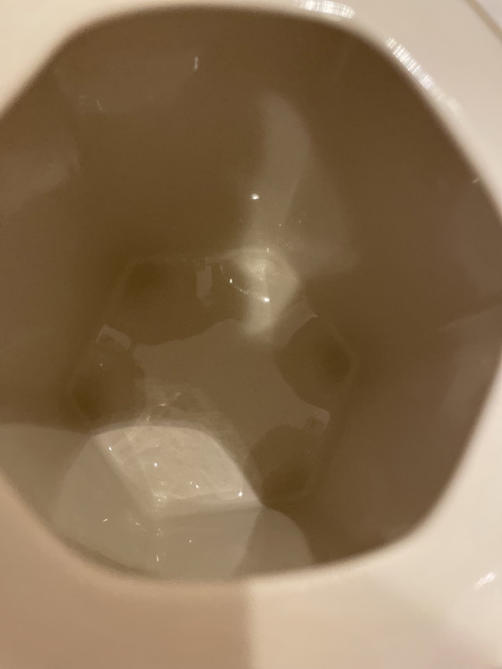 Image 1 of Teedose ‚Golden Azalea‘ / Hexagonal Lidded Jar H 16,5 cm von Mason’s