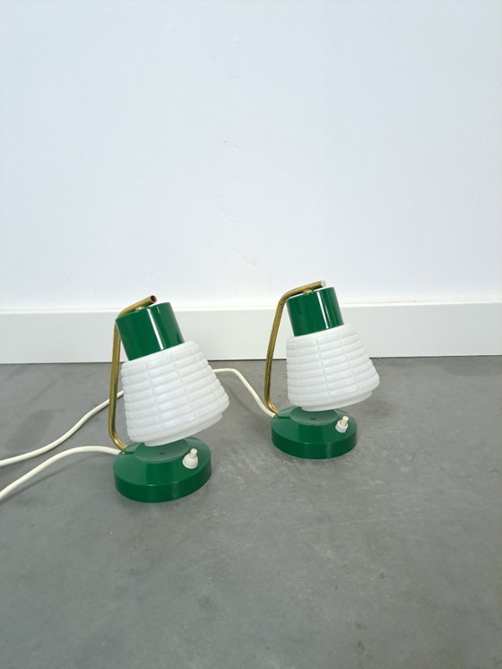 Image 1 of Mid Century set of 2 groene kunststof lamp, nachtlamp, tafellamp