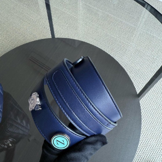 Image 1 of DIOR LADY SMALL FLAP - PELLE DI AGNELLO CANNAGE BLU SCURO CON DETTAGLI ARGENTO