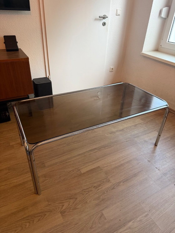 Image 1 of Chromen salontafel met glazen blad, vintage chroom. Breedte: 60 cm / Lengte: 120 cm / Hoogte: 45 cm