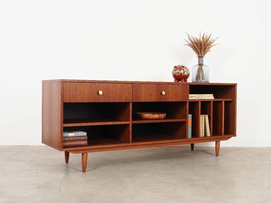 Image 1 of Eiken dressoir, Scandinavisch design
