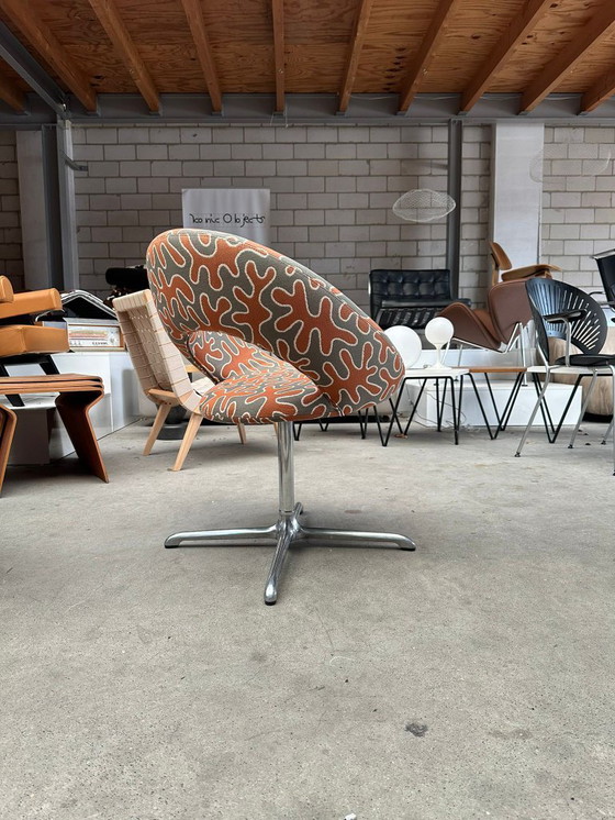 Image 1 of Artifort Nina chair (stock: multiple)