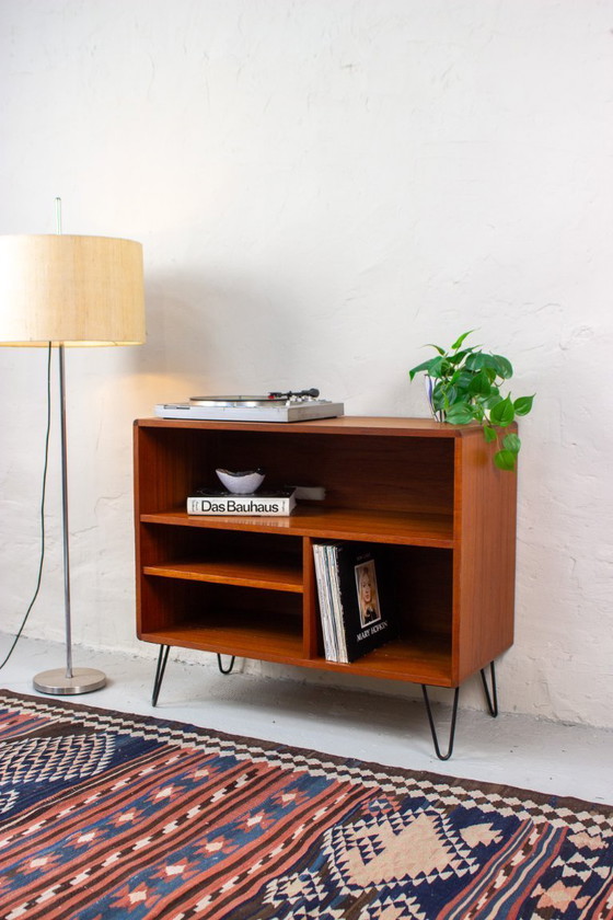 Image 1 of Mueble para discos antiguo, cómoda para equipos de alta fidelidad, aparador, danés de mediados de siglo.