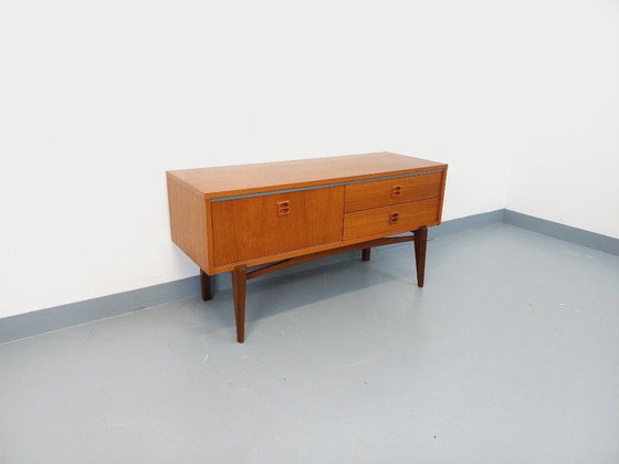 Image 1 of Piccola credenza vintage scandinava in teak degli anni '60.