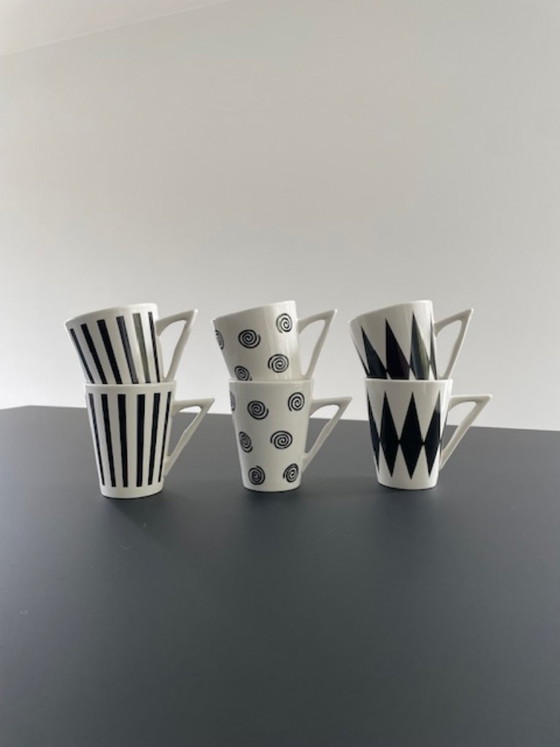 Image 1 of Juego de 6 tazas con diseño posmoderno gráfico