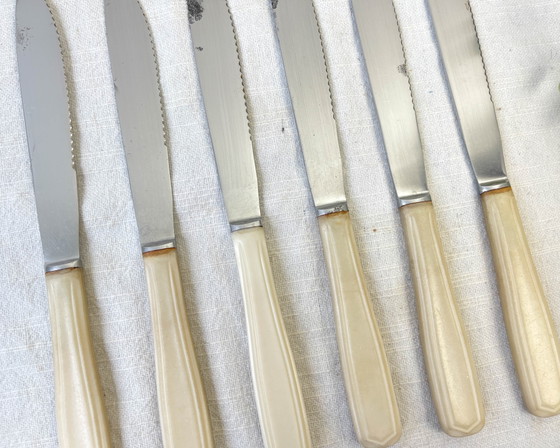 6 couteaux vintage en Bakélite ivoire France – Accessoires de table (photo 12 of 14)