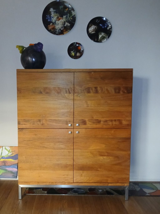 Armoire murale / Vaisselier