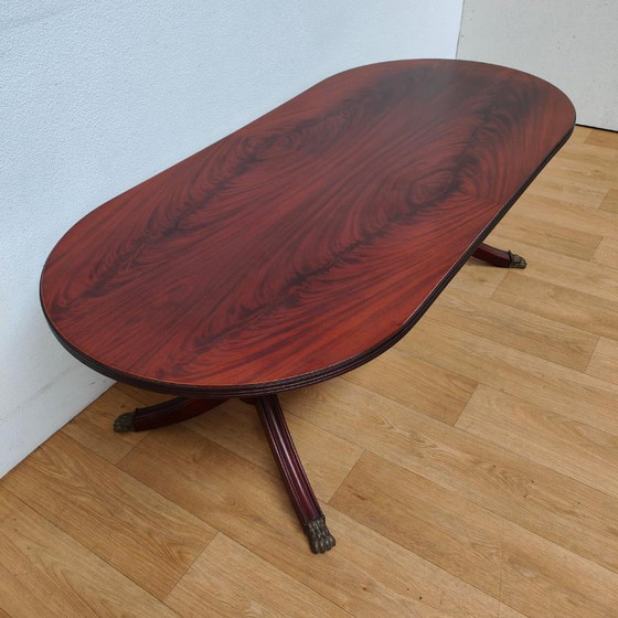 Image 1 of table basse ovale vintage en bois de palissandre