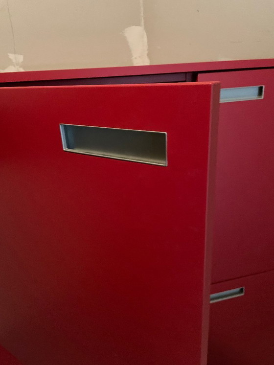 Image 1 of ¡Precioso mueble Pastoe de color rojo intenso, como nuevo!