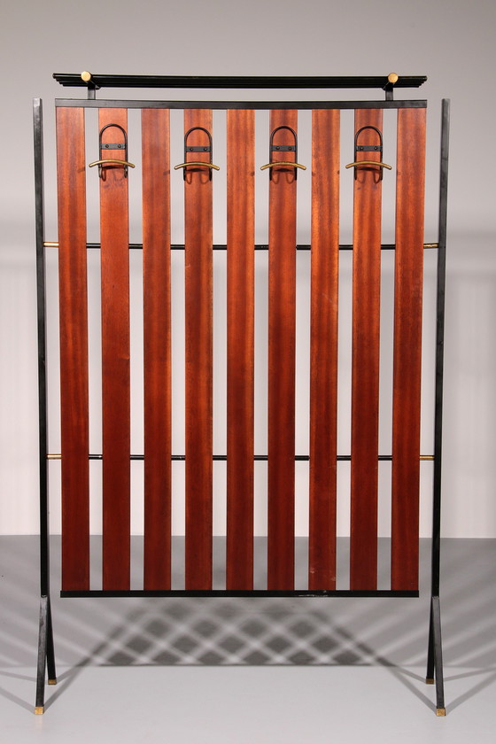 Image 1 of Italian Vintage Elegance – Brass and Teak Wall Clothes Hanger from the 1950s-1960s