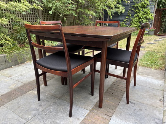 Arne Vodder extendable Rosewood Dining table Sibast with 4 chairs model 430 (photo 7 of 8)