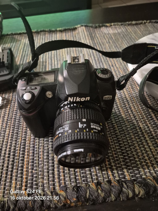 Nikon D 70