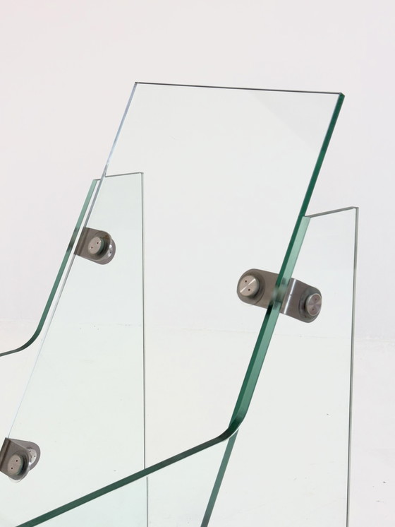 Image 1 of Silla de diseño poco común fabricada íntegramente en vidrio templado