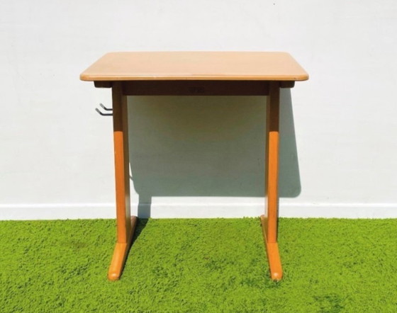 Image 1 of Pupitre y silla de madera Casala. Años 60