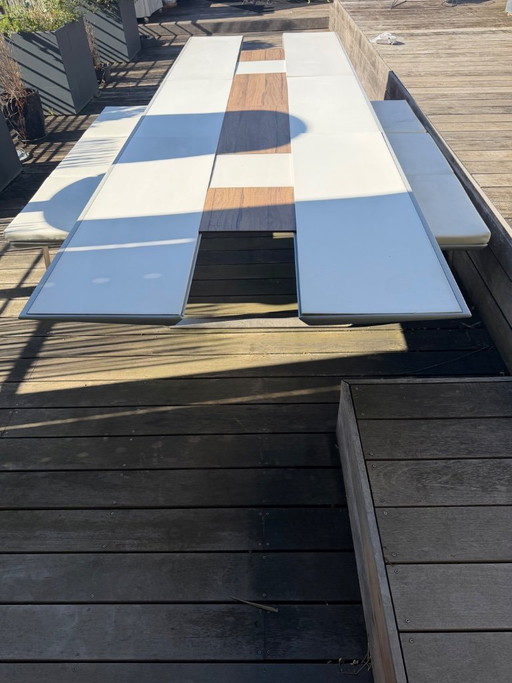 Exceptional extendable outdoor table + 2 stainless steel benches with marine upholstery - Design by (photo 2 of 12)
