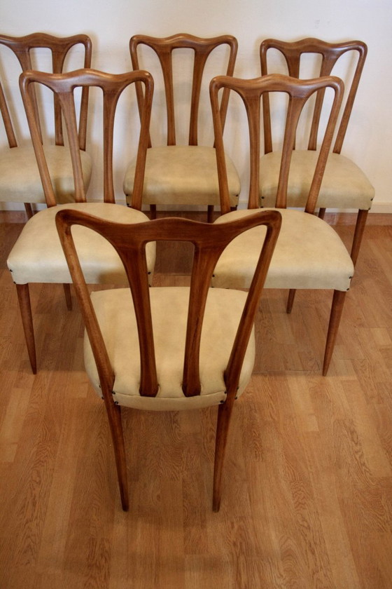 Image 1 of Sechs italienische Mid-Century-Stühle im modernen Stil, bezogen mit weißem Kunstleder