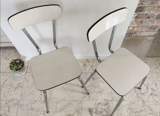 Image 1 of Coppia di sedie vintage in formica