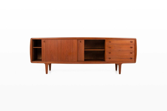 Vintage Danish sideboard by H.P. Hansen, 1960s – Wood, Scandinavian (photo 3 of 15)
