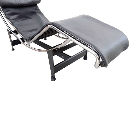 Original Cassina LC4 Chaise Longue Le Corbusier Black Leather, Adjustable recliner chair, Chrome (photo 10 of 12)