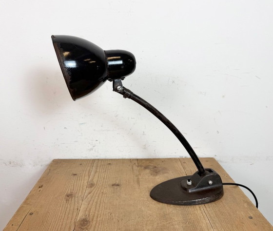 Image 1 of Industriële zwarte geëmailleerde Bauhaus bureaulamp, jaren 30