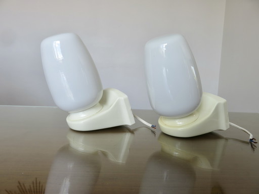 Pair of Streamline Sconces in Opaline and Polypropylene, France 70'80